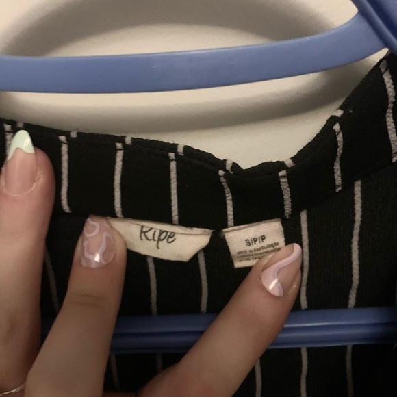 Pin-striped T-Shirt Blouse-style Mini Dress - Picture 2 of 2